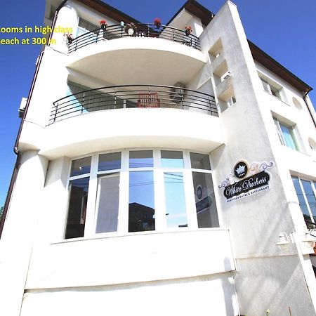 Boutique Vila White Duchess Navodari Exterior photo