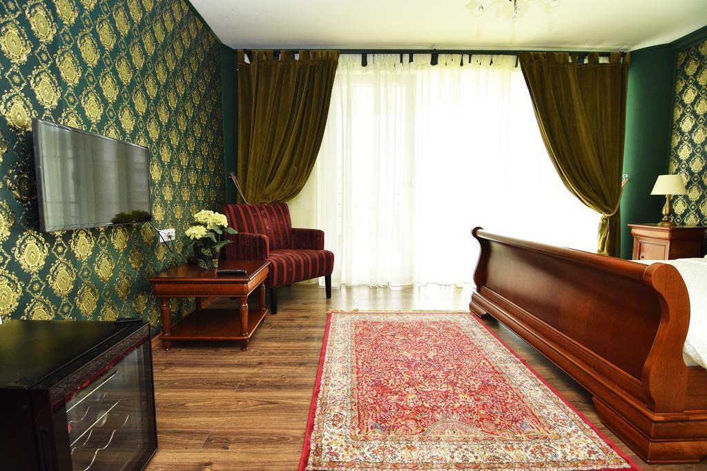 Boutique Vila White Duchess Navodari Exterior photo